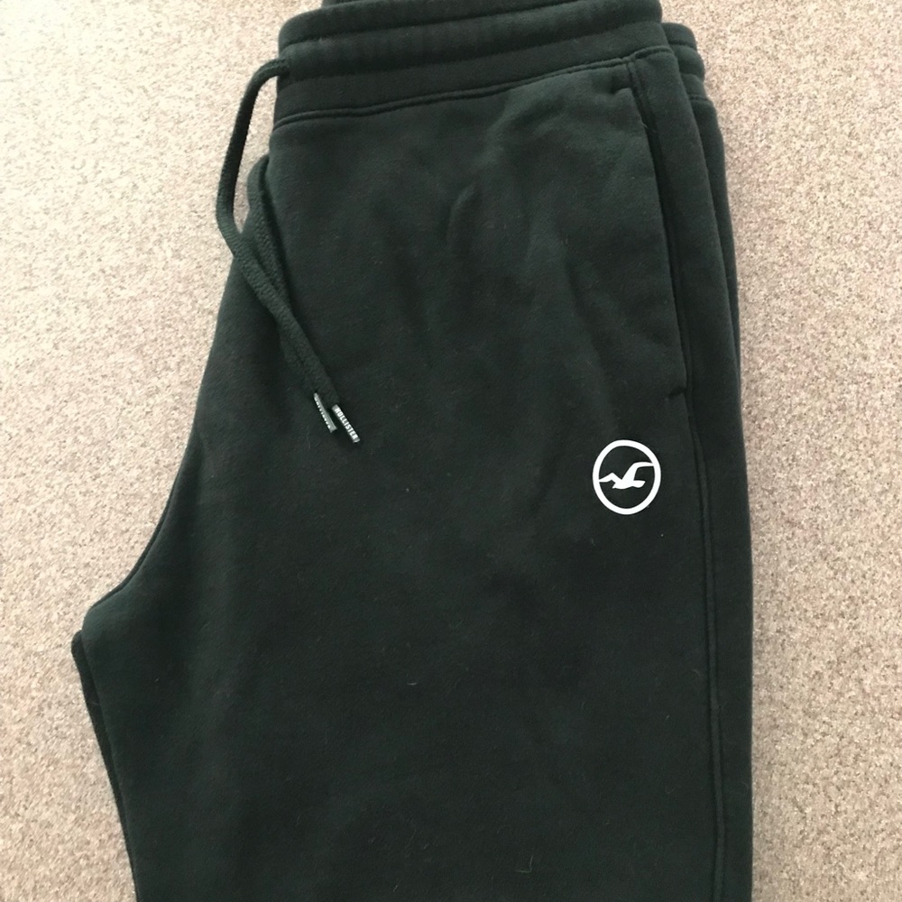 boys black hollister sweatpants